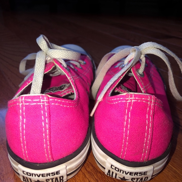 Converse - Picture 2 of 3